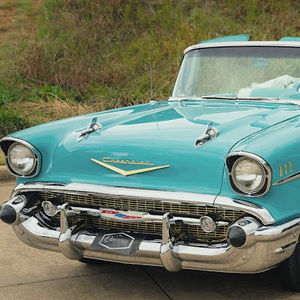 Meet your Posher, Aisha